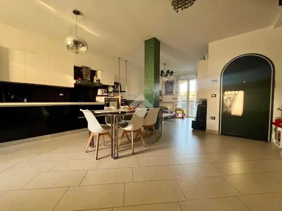 Appartamento in vendita a Fosdinovo