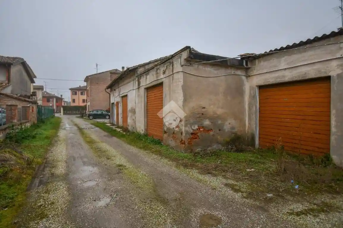 Rustico - Casale in vendita a Poggio Renatico