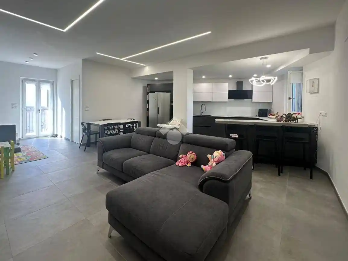 Villa bifamiliare via Maria Greco 8, Tivolille Pasquali Merenzata, Mendicino - foto 2