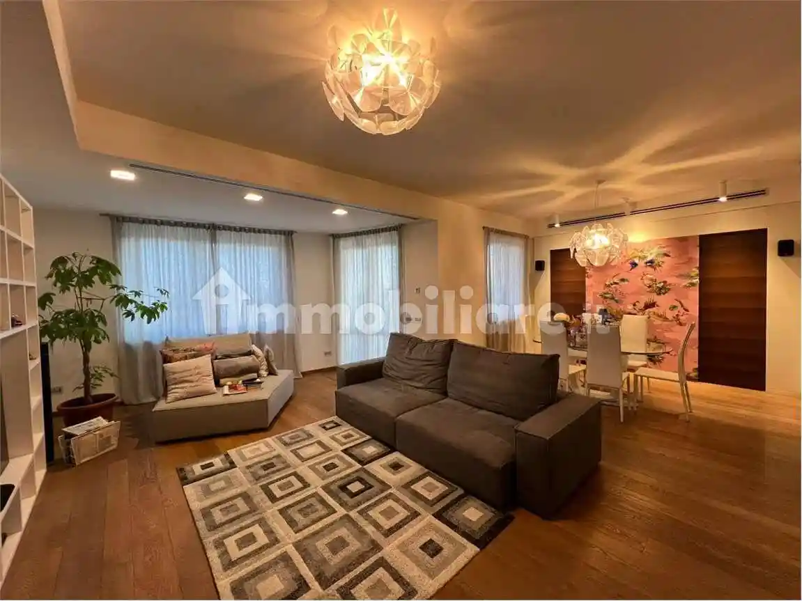 Appartamento in vendita a Piacenza