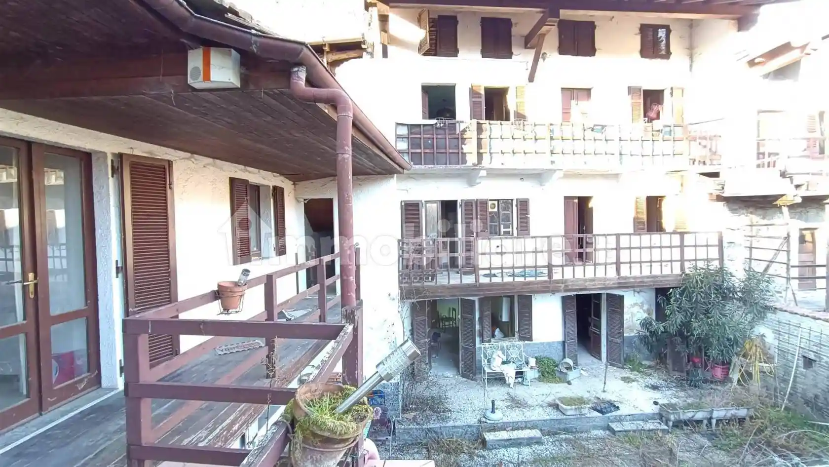 Casa indipendente in vendita a Invorio