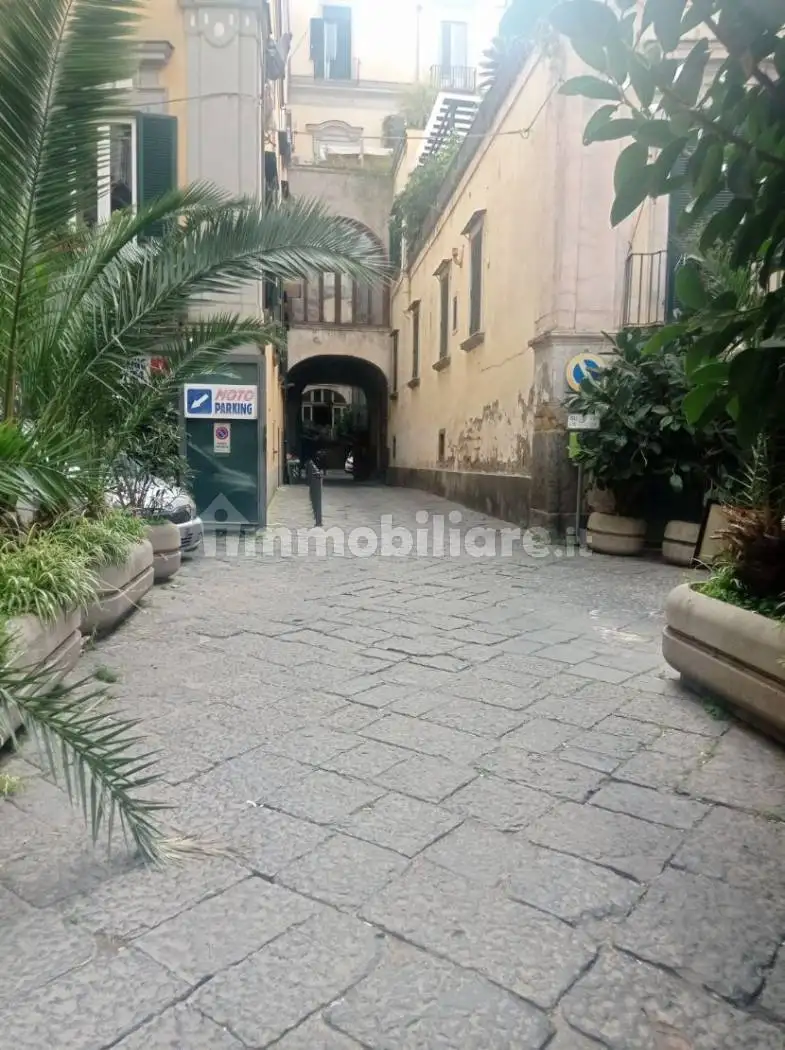 Appartamento in vendita a Napoli