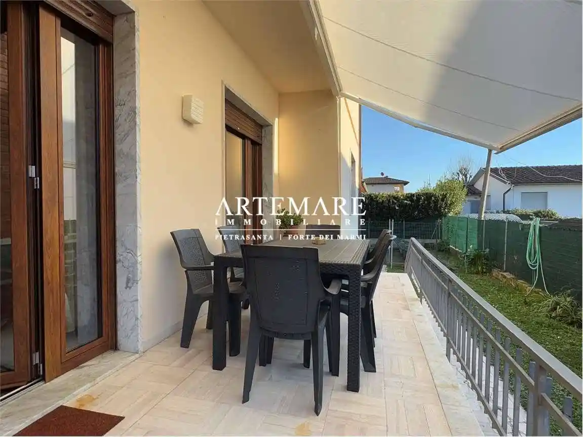 Villa in affitto a Pietrasanta