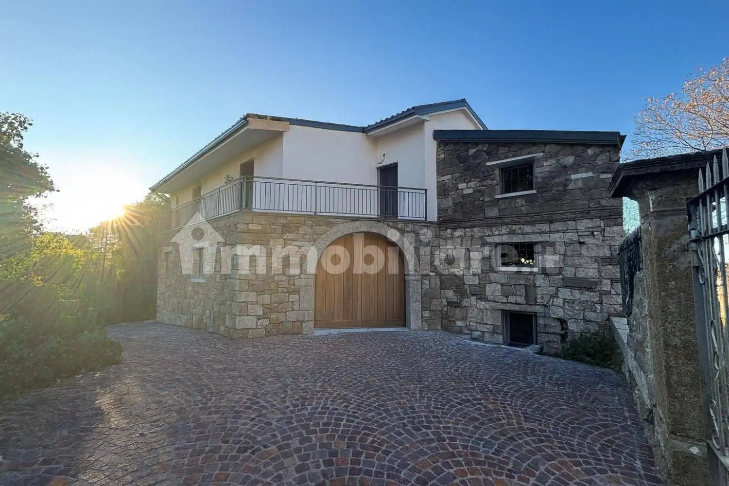 Appartamento in vendita a Grottaferrata