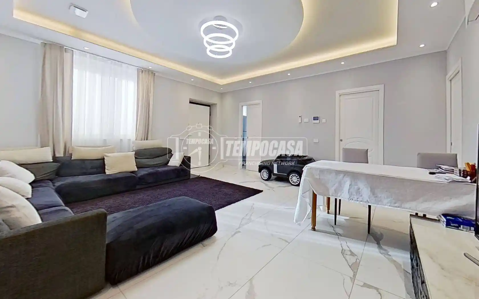 Villa in vendita a Legnano