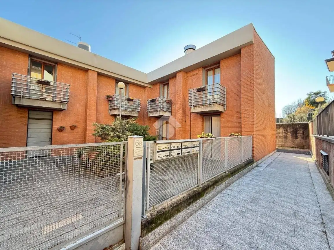 Bilocale piazza Fenaroli, Centro, Airuno - foto 5