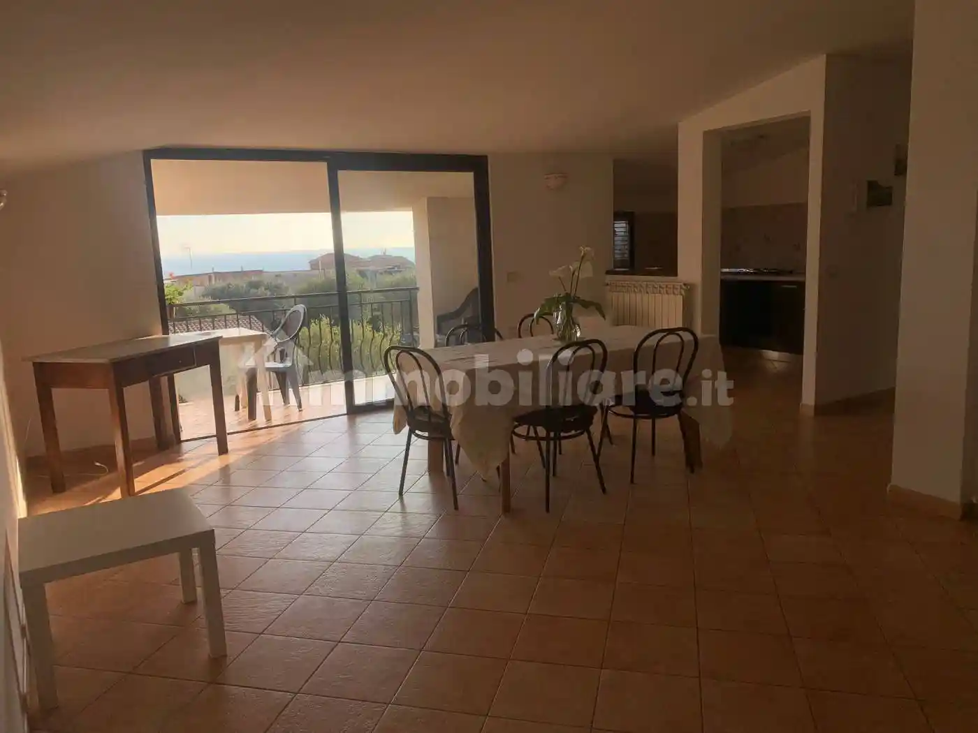 Appartamento in affitto a Camerota