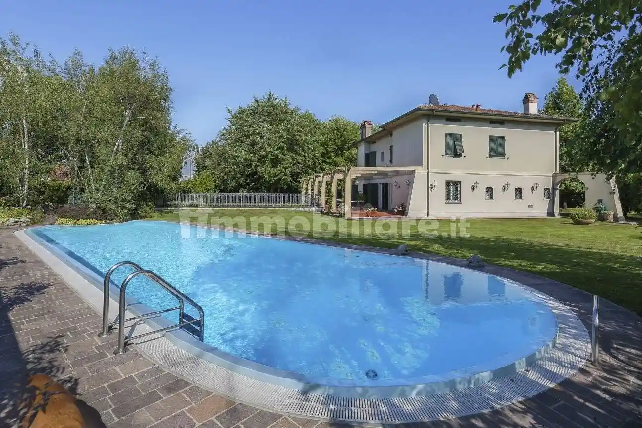Villa in vendita a Capannori
