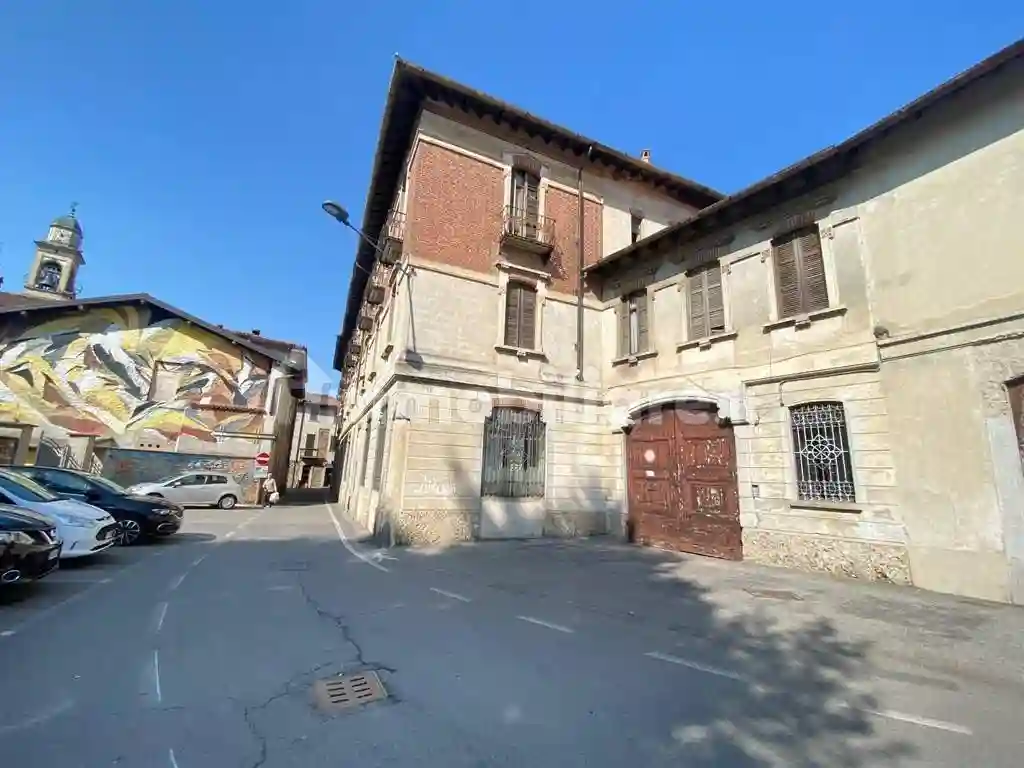 Palazzo - Edificio - foto 2