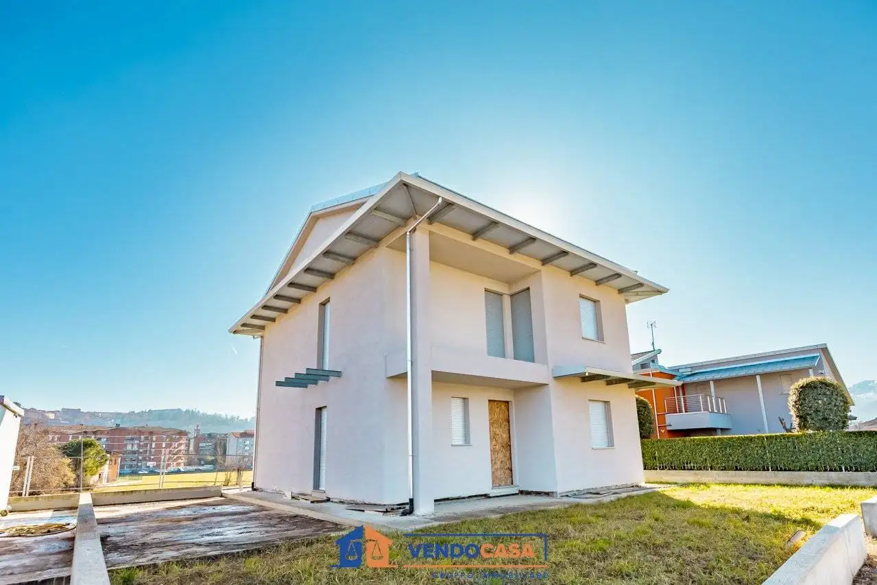 Villa in vendita a Mondovì
