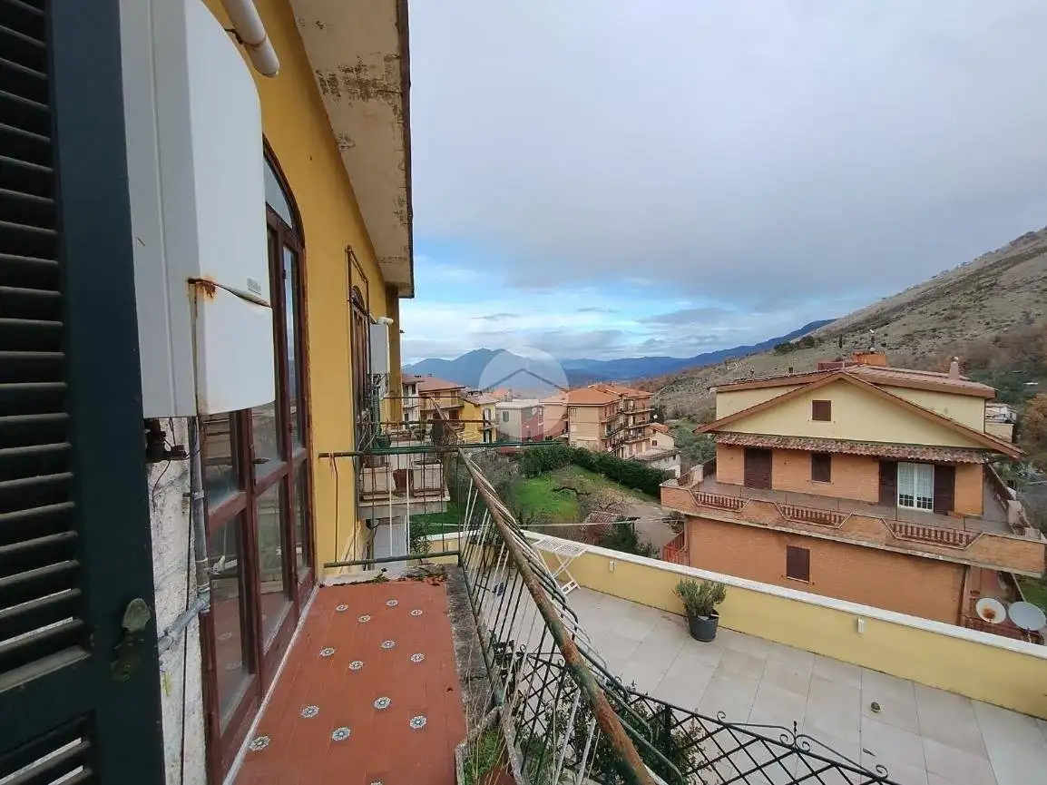 Quadrilocale viale Vittorio Puccinelli 4, Affile - foto 2