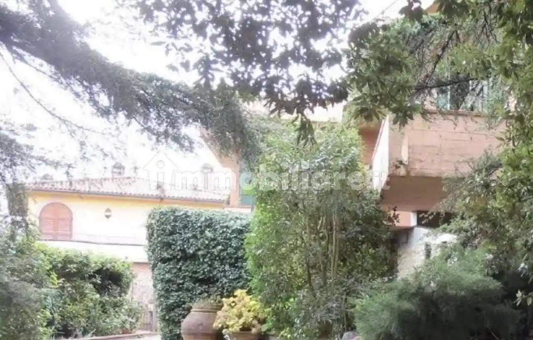 Villa in vendita a Ponsacco