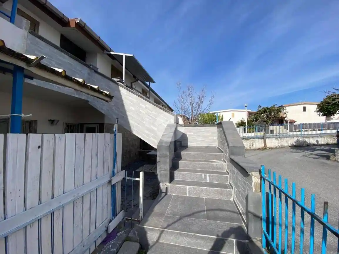 Trilocale viale Raffaello Stanzio, Baia del Carpino, Petrosa, Piano Grande, Scalea - foto 4