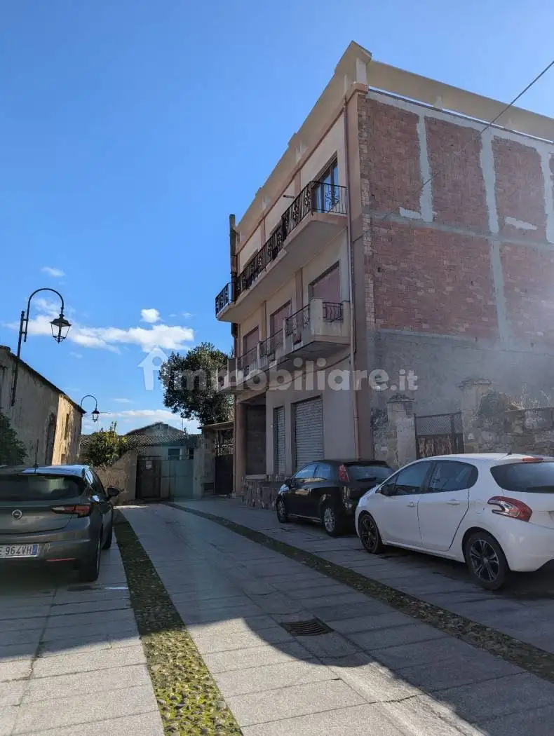 Trilocale Vico 1 Nazario Sauro 11, Barumini