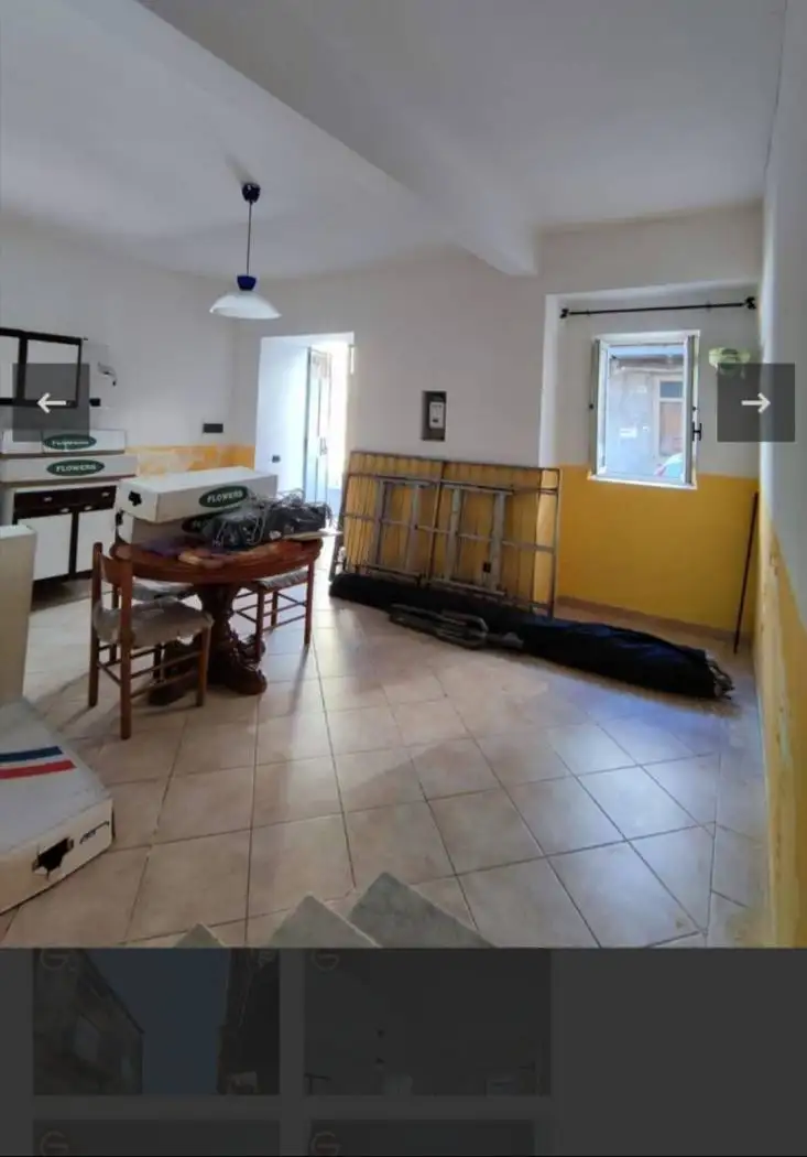 Palazzo - Edificio in vendita a Polistena