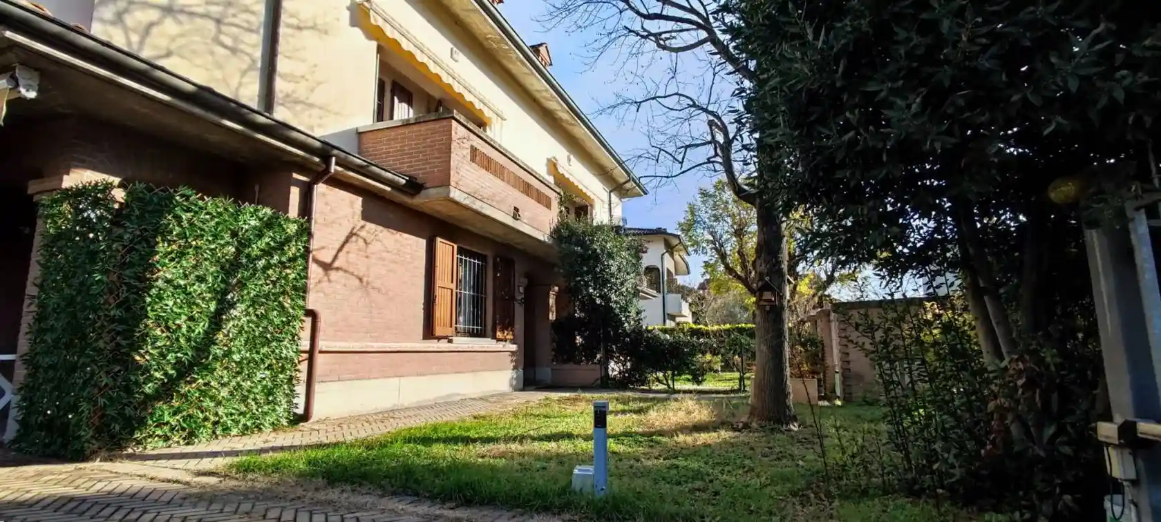 Villa in vendita a Reggio Emilia