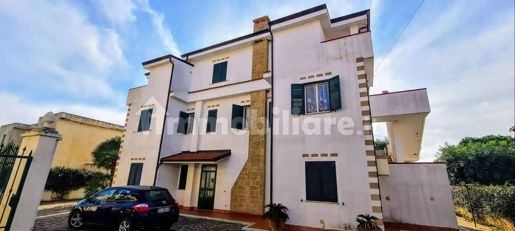 Villa plurifamiliare via del Pesce Ago 14, Capo Rizzuto, Isola di Capo Rizzuto - foto 2