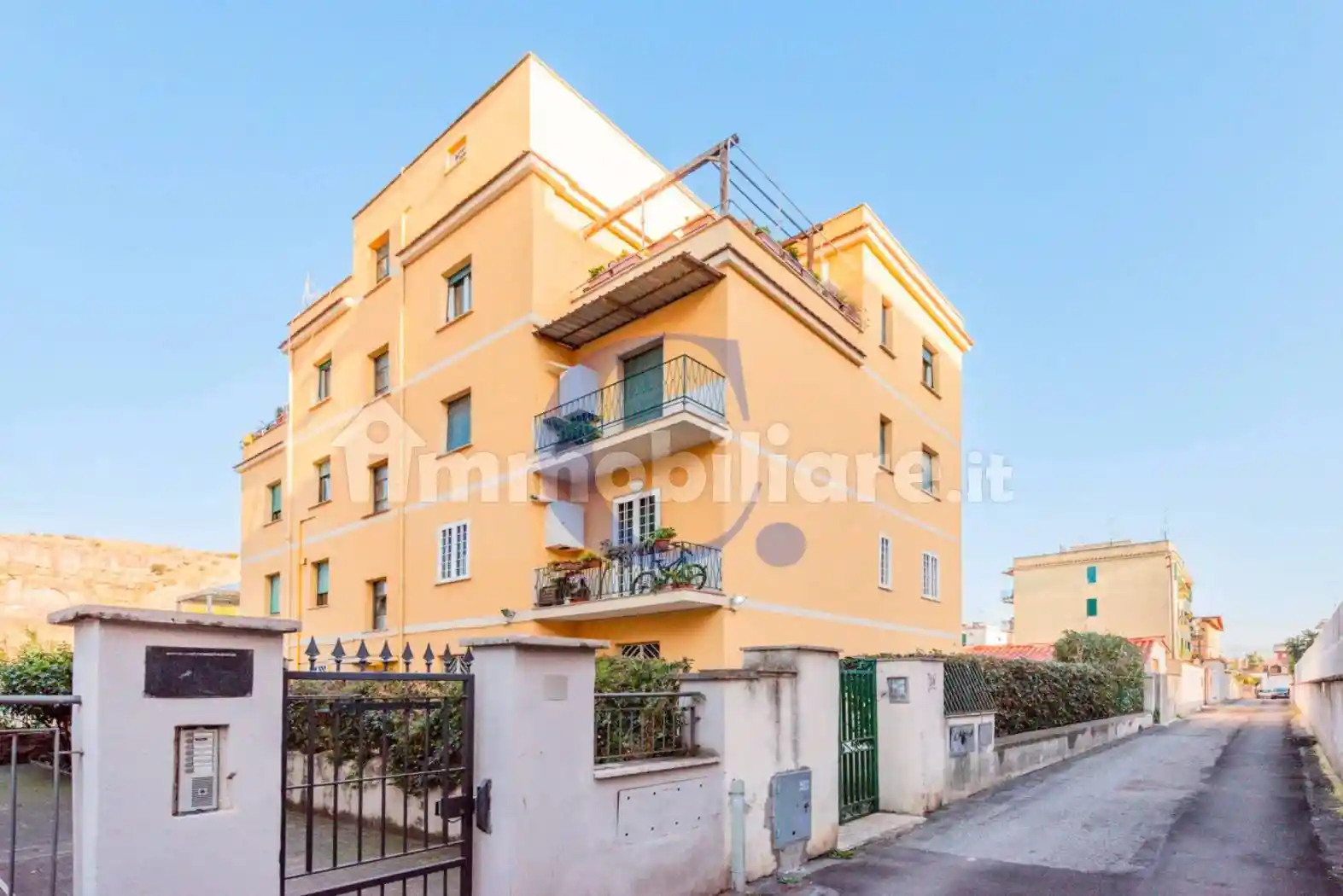 Trilocale vicolo di Porta Furba 31, Arco di Travertino, Roma - foto 2