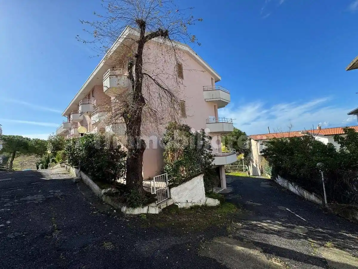 Trilocale via Nazionale 96, San Nicola Arcella - foto 2