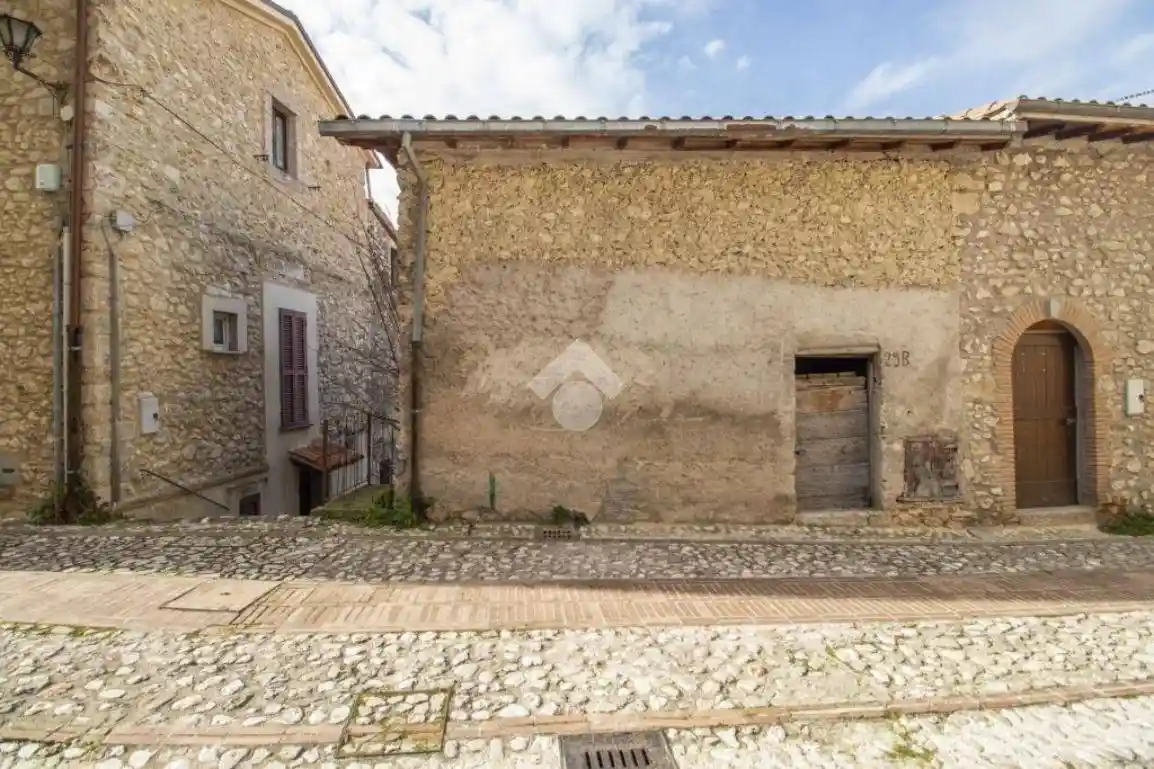 Casa indipendente in vendita a Petrella Salto