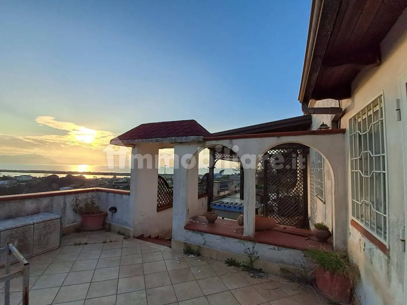 Villa in vendita a Pozzuoli