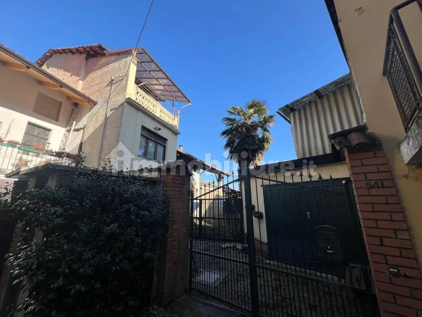 Casa indipendente in vendita a Colleretto Giacosa