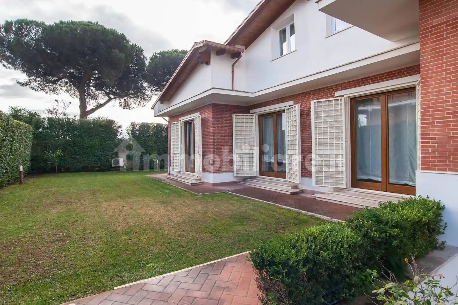Villa unifamiliare via Aristonida 4, Casal Palocco, Roma - foto 2
