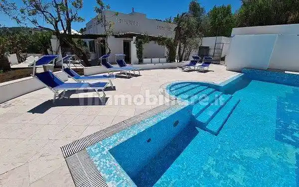 Villa in vendita a Peschici