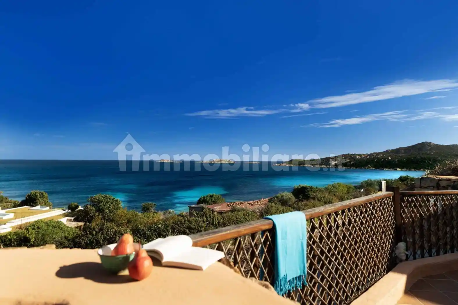 Appartamento in vendita a Arzachena