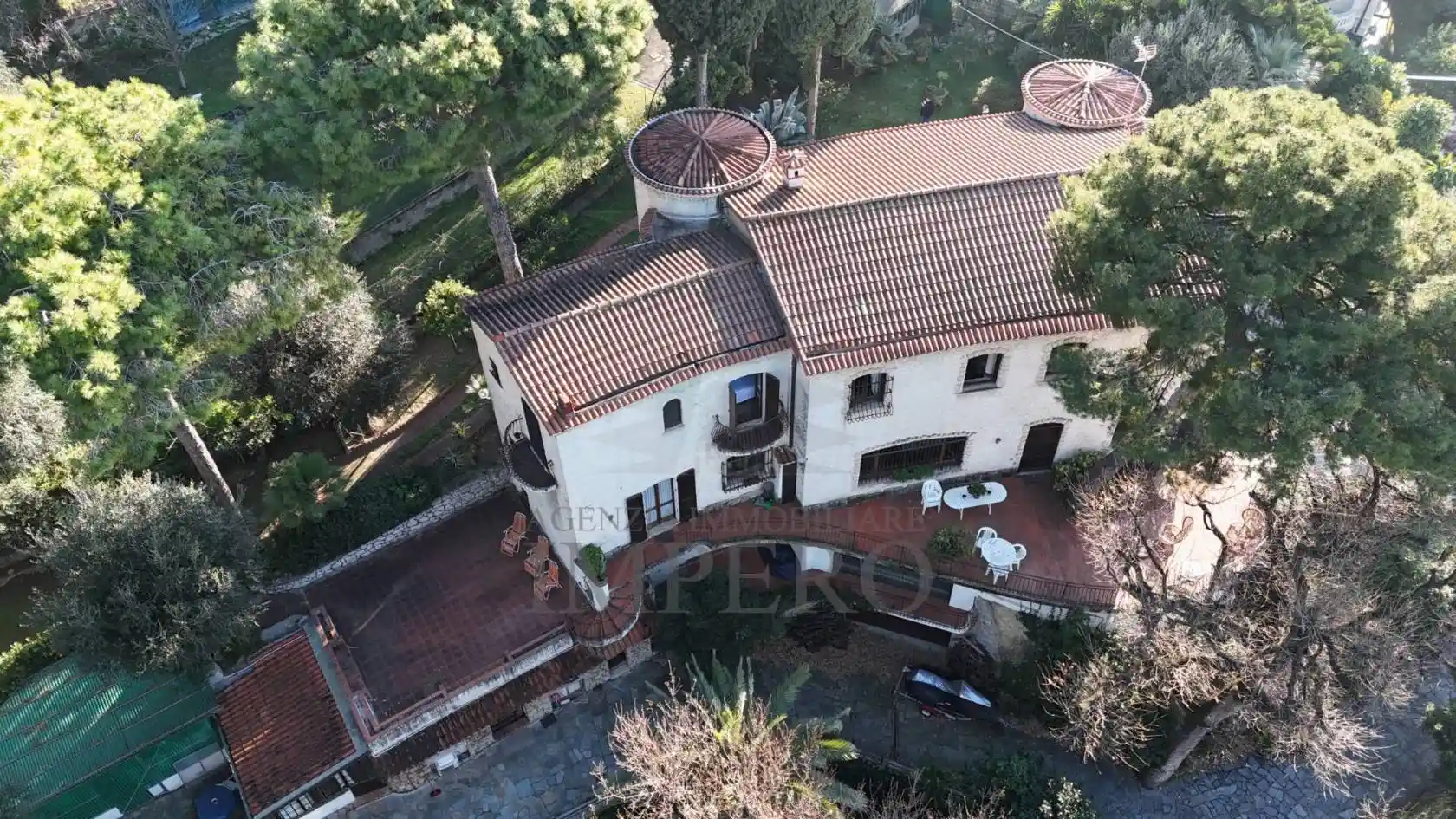 Villa in vendita a Bordighera