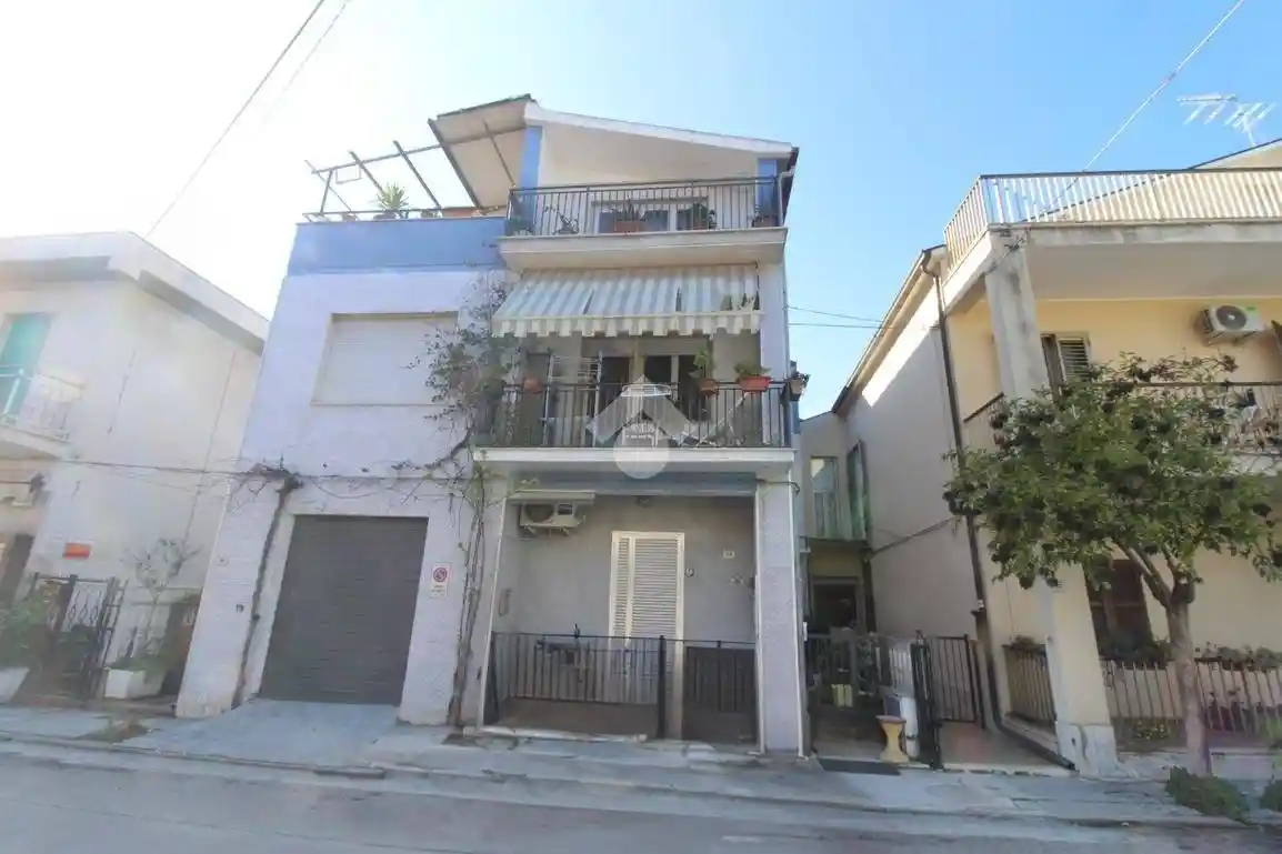 Quadrilocale via rubicone 62, Centro, Roseto degli Abruzzi - foto 4