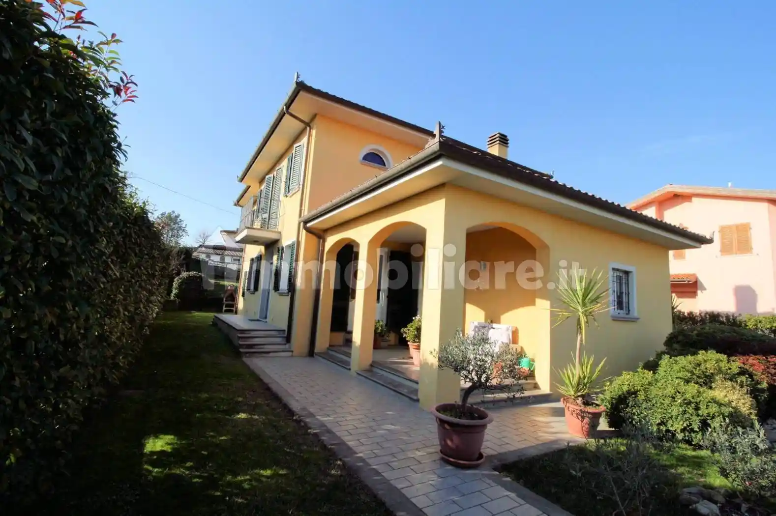 Villa in vendita a Montecarlo