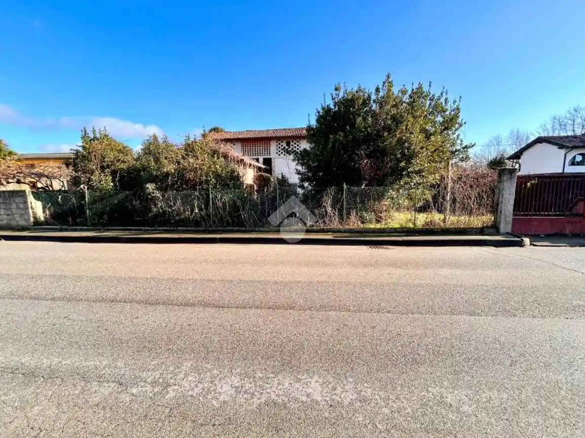 Rustico - Casale in vendita a Basiliano