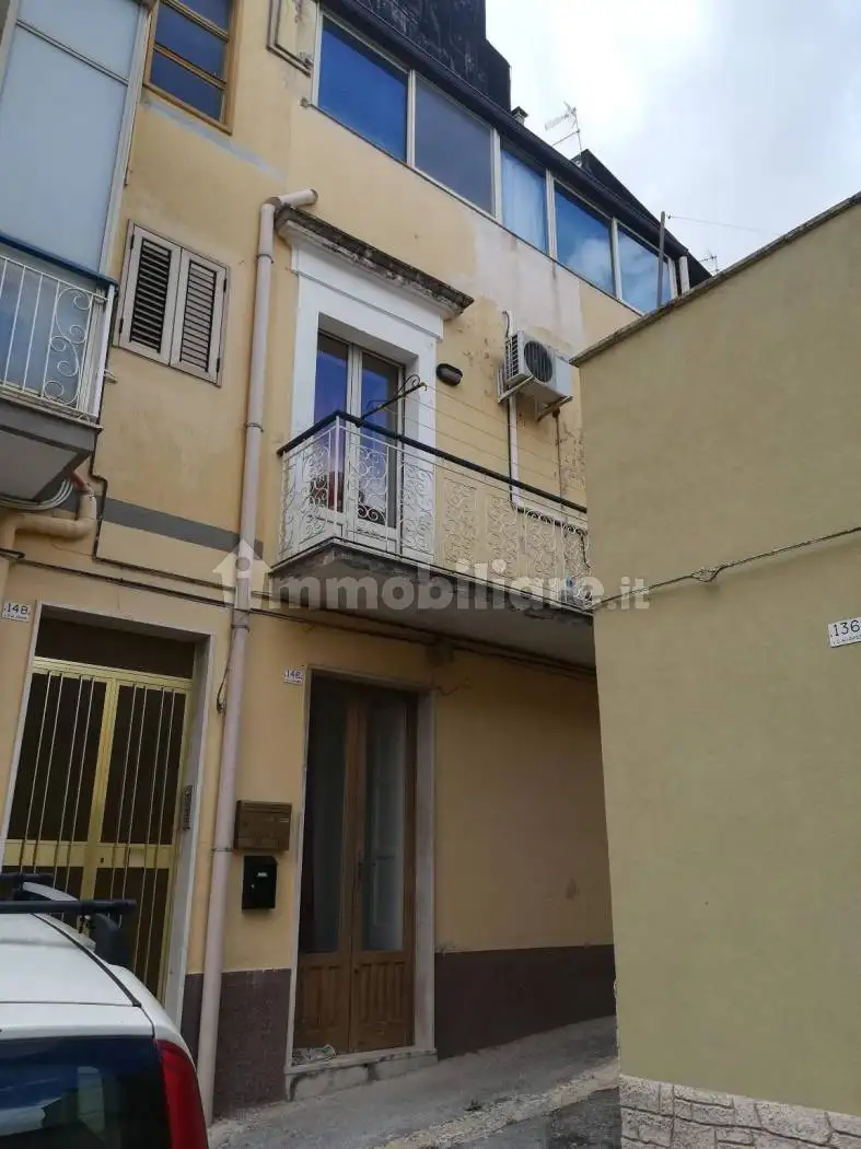 Palazzo - Edificio in vendita a Sortino