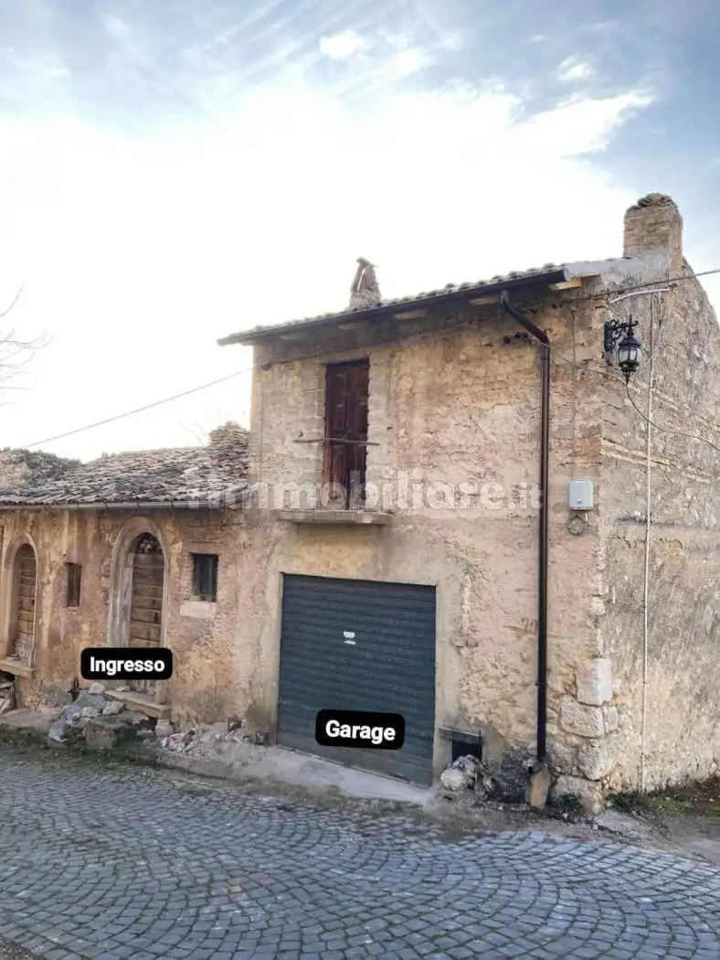 Casale via Vallone 35, Centro, Aielli