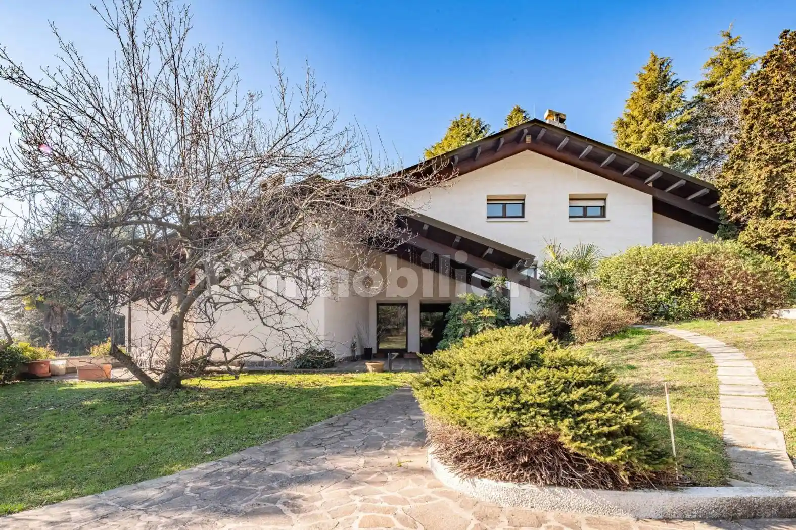 Villa in vendita a Sirtori