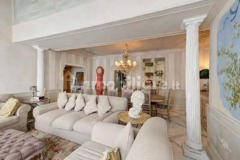 Appartamento in vendita a Firenze