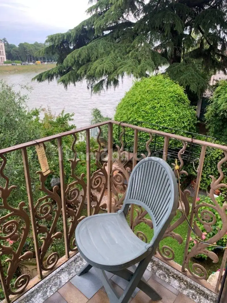 Appartamento in affitto a Verona