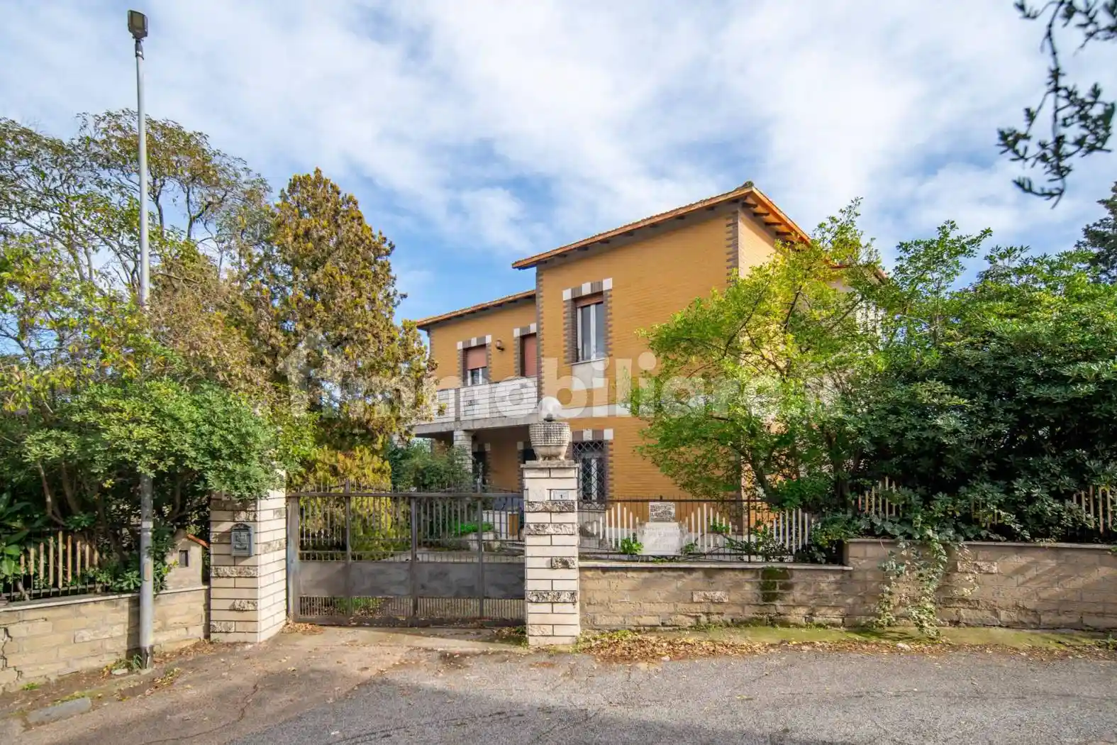 Casa indipendente in vendita a Formello