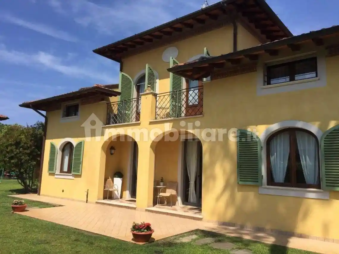 Villa in vendita a Forte dei Marmi