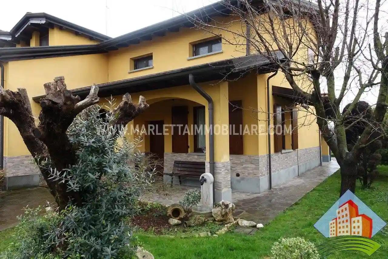 Villetta a schiera - foto 2