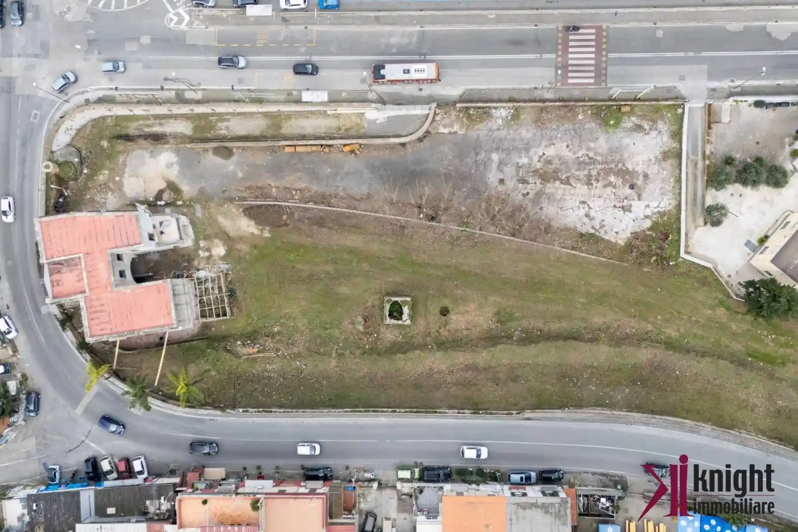 Palazzo - Edificio in Affitto - foto 2