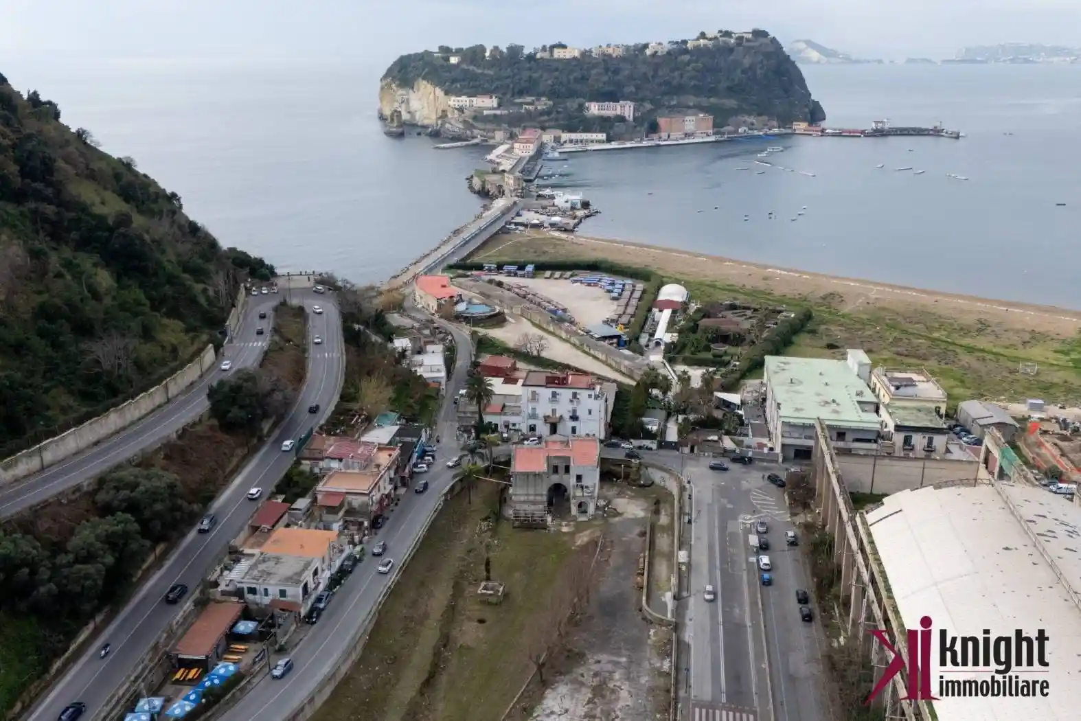 Palazzo - Edificio in Affitto - foto 4