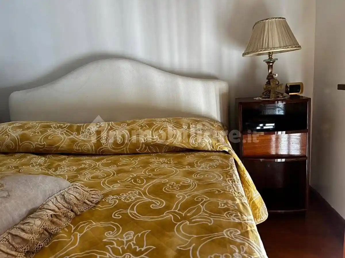 Bilocale ottimo stato, primo piano, Santa Lucia, Napoli - foto 3