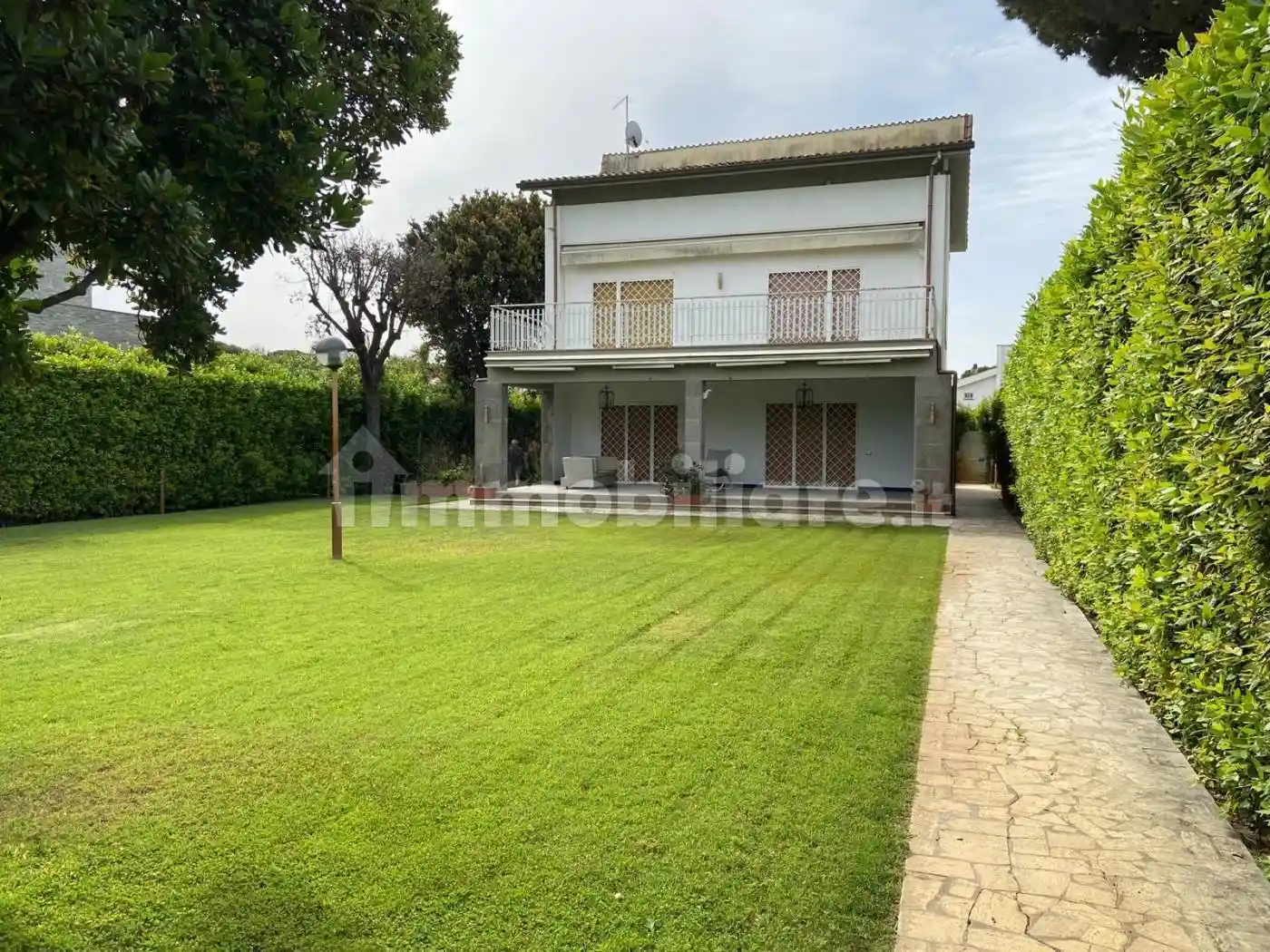 Villa in affitto a Fiumicino