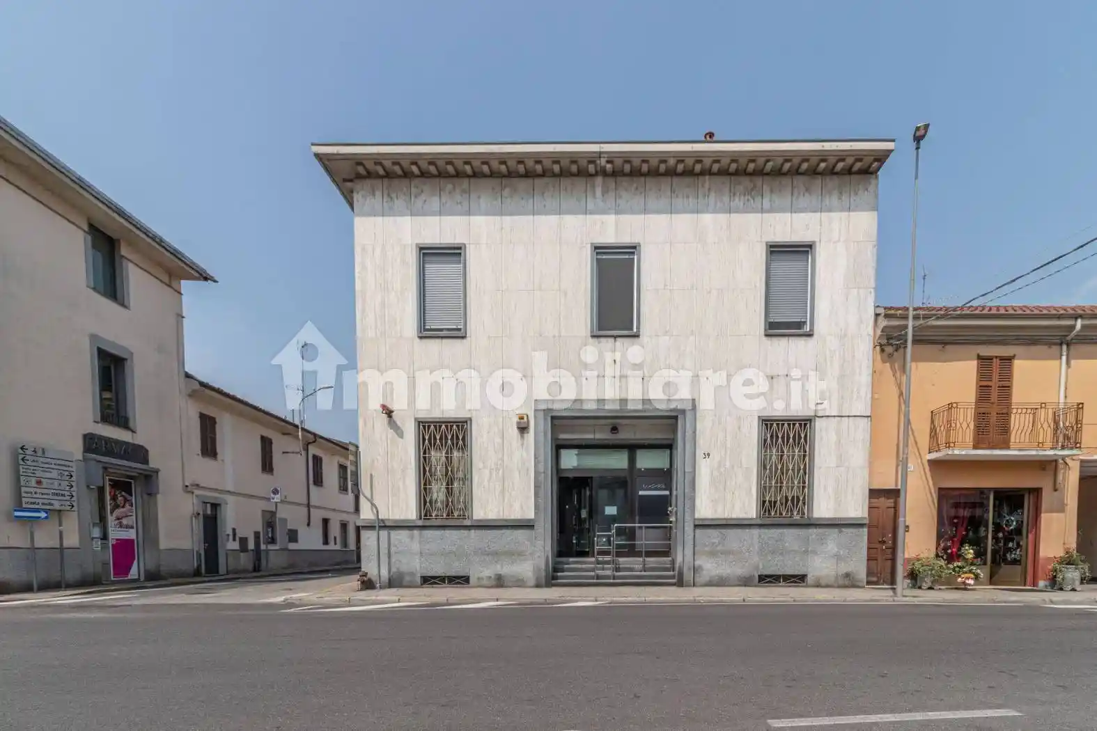 Palazzo - Edificio in vendita a Cilavegna