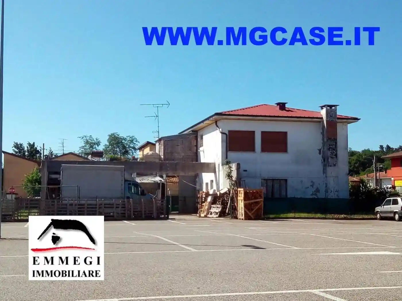 Palazzo - Edificio in vendita a Borgo Ticino