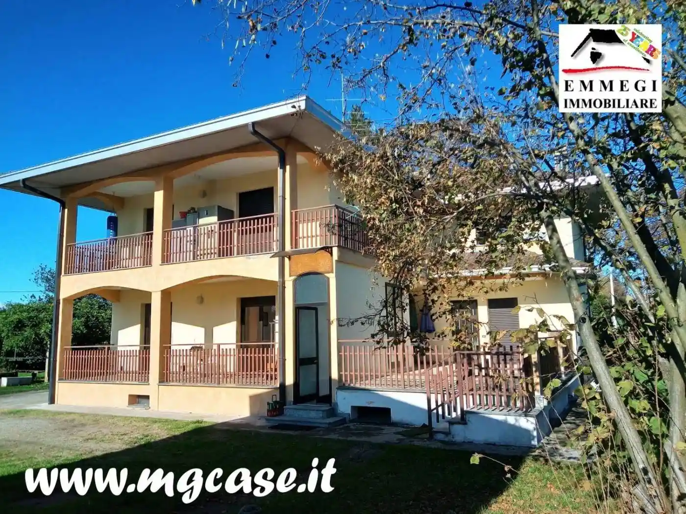 Villa in vendita a Castelletto Sopra Ticino