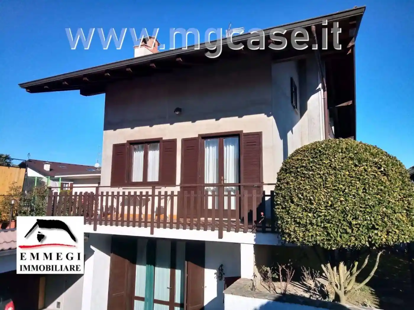 Villa in vendita a Borgo Ticino