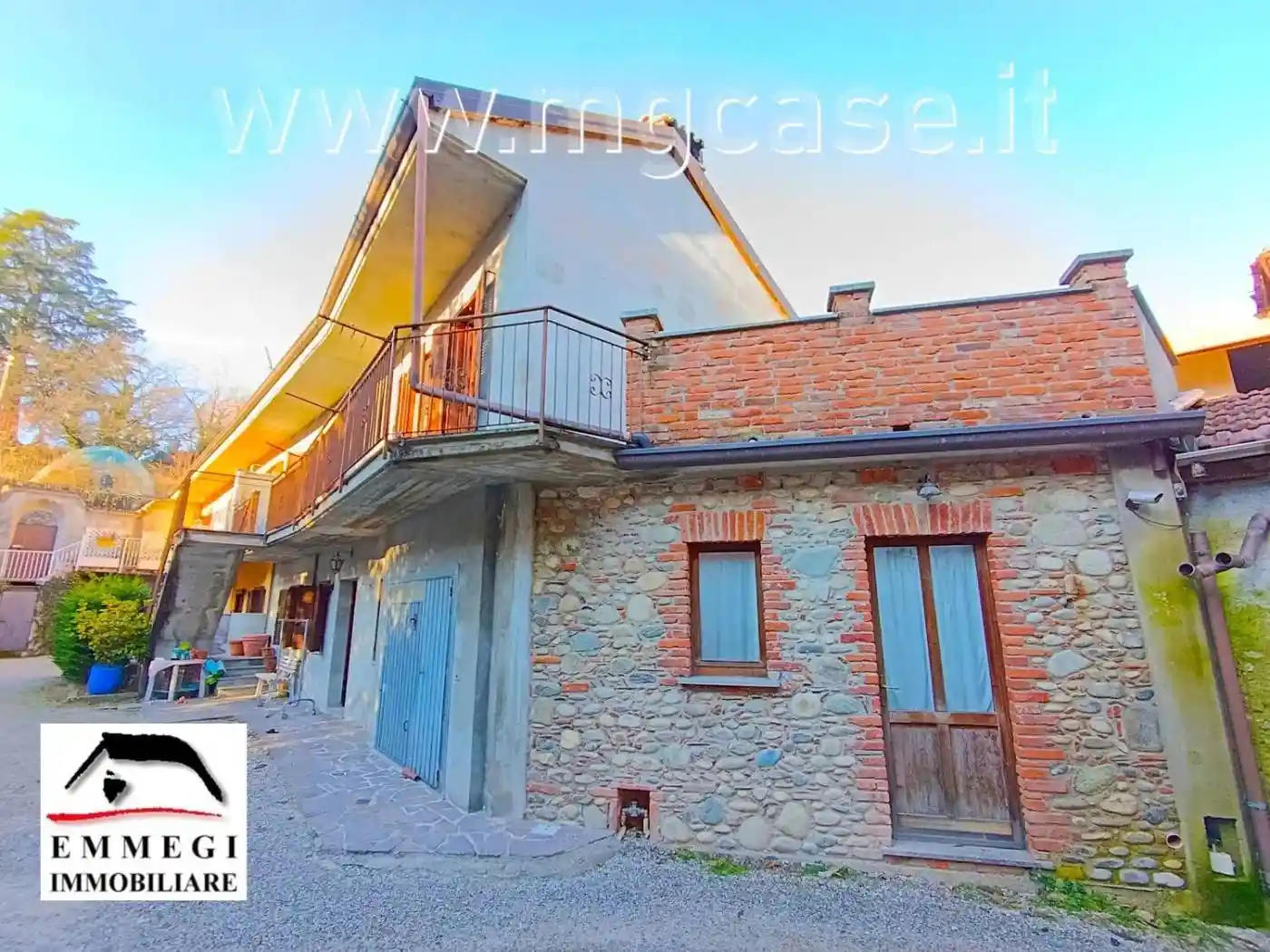 Villa in vendita a Borgo Ticino